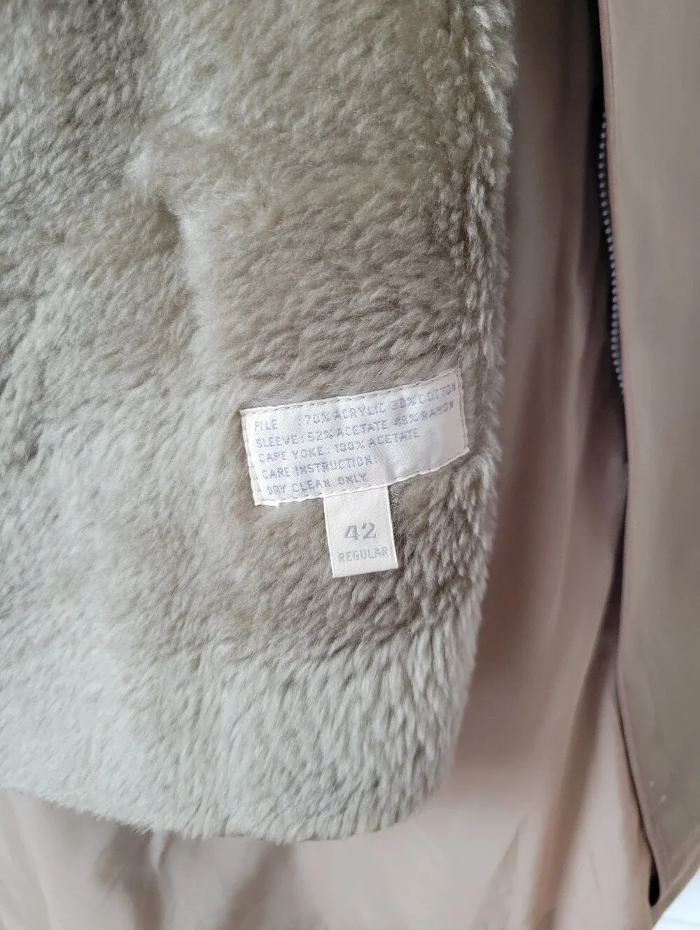 Vintage Misty Harbor 42R Beige Trench Coat Removable Fur Lining Belted‎ Unisex